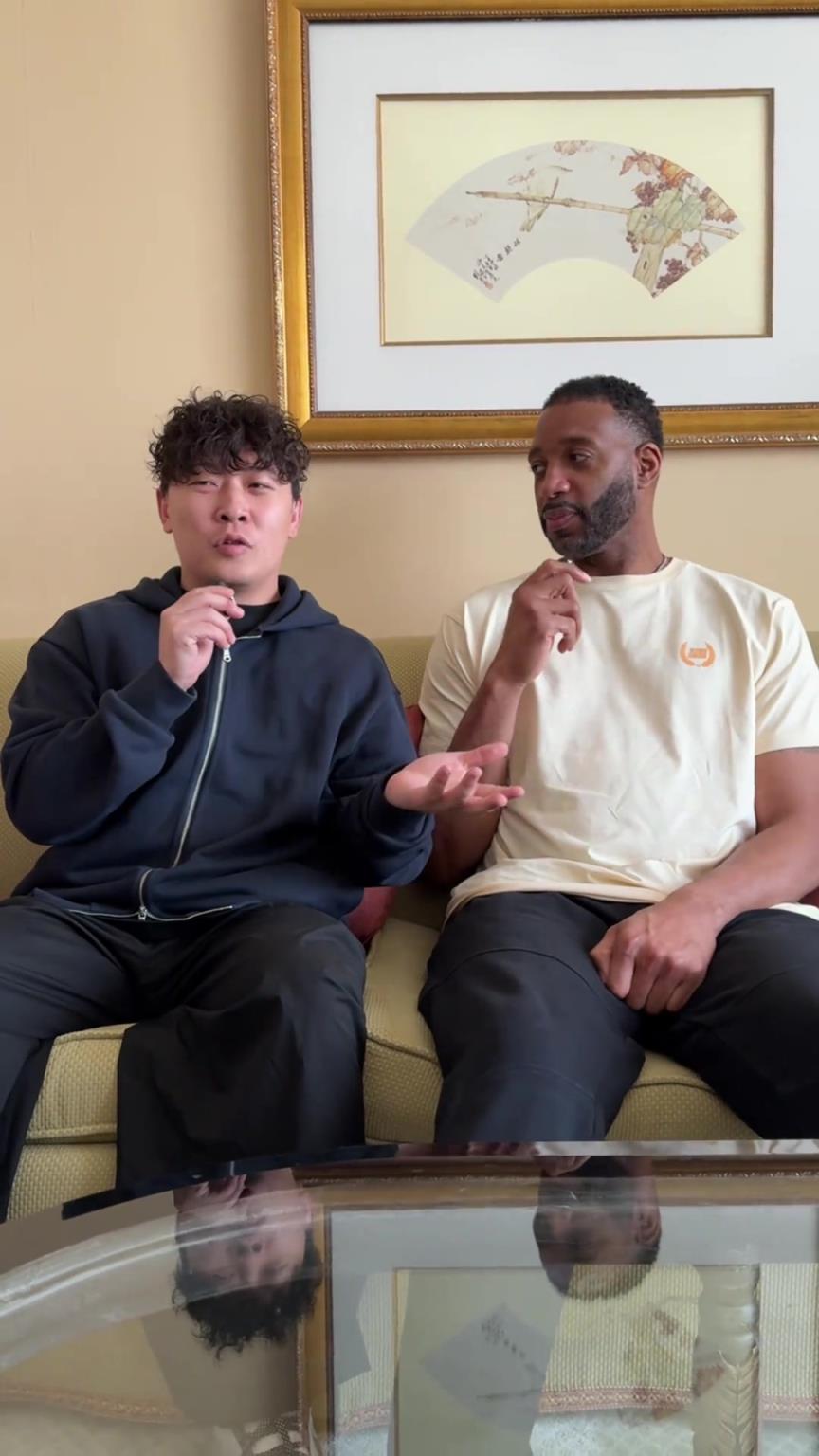 小伙子你真勇啊，在麥迪面前“那個，那個”的